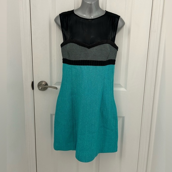 Missoni Dresses & Skirts - Missoni Teal and Black Dress with Black Illusion Neckline, Sz S